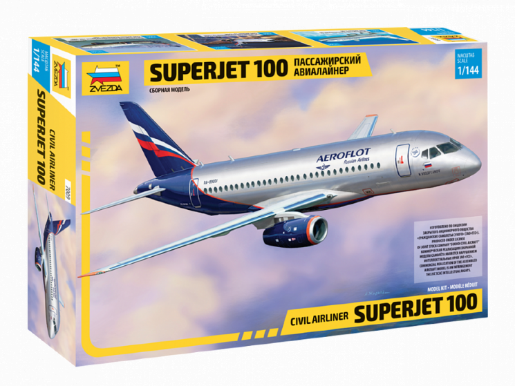 Звезда 7009 Региональный пассажирский авиалайнер Superjet 100 1/144